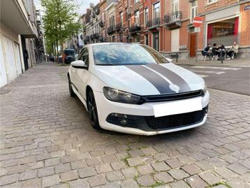Volkswagen Scirocco 1.4 essence 2010 prêt à être immatriculé, Auto's, Volkswagen, Particulier, Scirocco, Te koop, Benzine