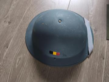 Abl M49 helm luchtmacht  beschikbaar voor biedingen