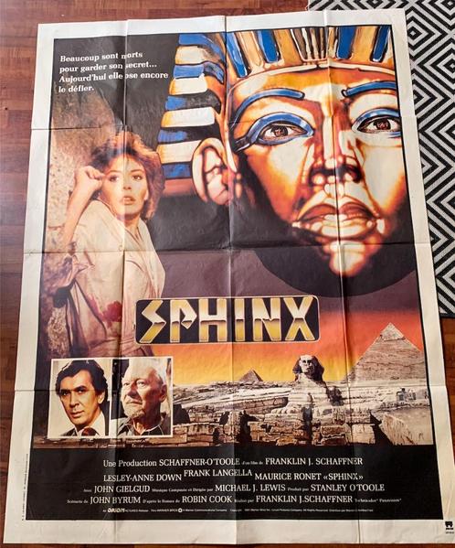 Sphinx - Grande affiche - film, Collections, Posters & Affiches, Comme neuf, Cinéma et TV, Affiche ou Poster pour porte ou plus grand