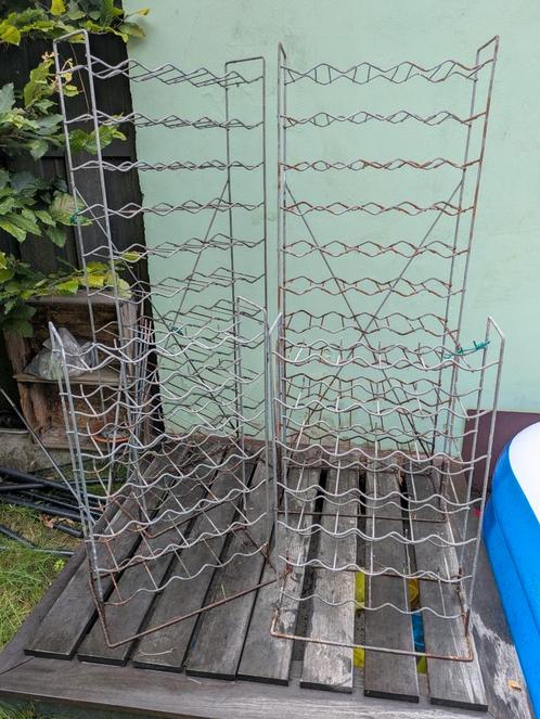 Vintage (wijn)flessenrekken 4 stuks, Huis en Inrichting, Woonaccessoires | Wijnrekken, Gebruikt, 75 cm of meer, Metaal, 25 flessen of meer