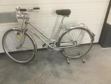 Retro damesfiets Puch beschikbaar voor biedingen