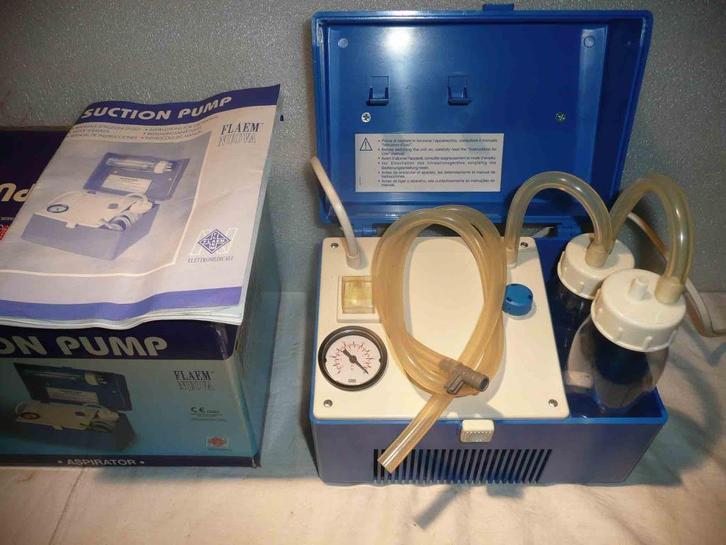 pompe aspirante pour personne  -"Trachéotomisée ", Divers, Matériel Infirmier, Utilisé, Enlèvement ou Envoi