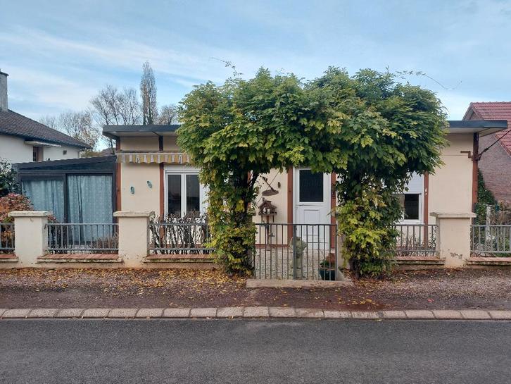 VASTGOED, Immo, Buitenland, Frankrijk, Woonhuis, Dorp