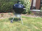 Weber bbq van 57cm met nieuw visrooster., Ophalen, Zo goed als nieuw