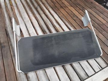 Ikea muis en toetsenbord lade beschikbaar voor biedingen