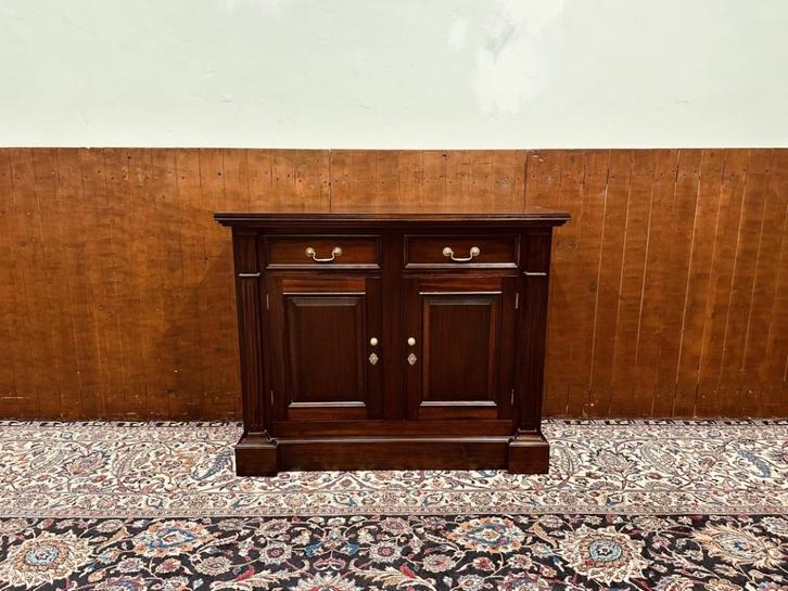 Klassiek Engelse Kantoorkast Dressoir, Antiek en Kunst, Antiek | Kantoor en Zakelijk, Ophalen of Verzenden