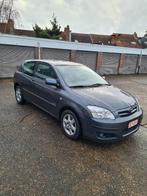 Toyota corolla silver line, Autos, Toyota, Argent ou Gris, Achat, Boîte manuelle, Corolla