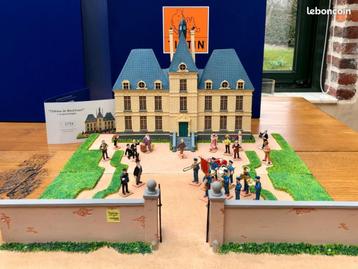 Tintin Rare Château Moulinsart + figurines + fanfares  beschikbaar voor biedingen