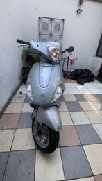 Piaggio fly 2takt, Fietsen en Brommers, Scooters | SYM, Ophalen, Tweetakt, Overige modellen, Klasse A (25 km/u)