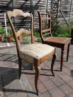 2 antieke stoeltjes, Ophalen