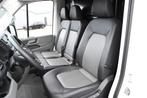 Volkswagen Crafter L3H3 *Laadklep*1ste Eigenaar*Leer*, Auto's, Voorwielaandrijving, Volkswagen, 2500 kg, Leder