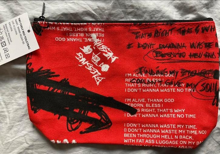 Rode toilettas, nieuw (Coely Red toiletbag), Handtassen en Accessoires, Toilettassen, Nieuw, Rood, Ophalen of Verzenden