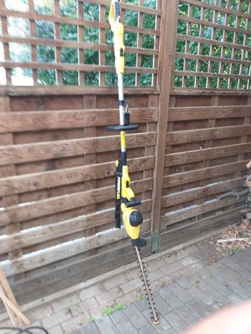 Heggenschaar verlengbaar. beschikbaar voor biedingen