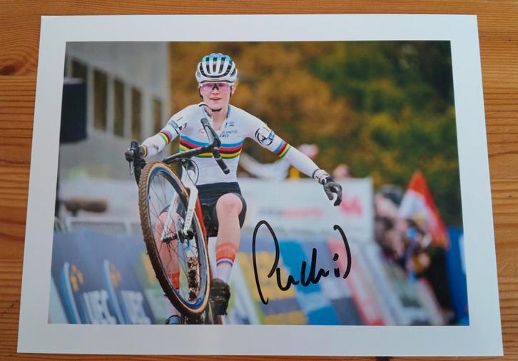 Gesigneerde foto van Puck Pieterse., Sport en Fitness, Wielrennen, Nieuw, Verzenden