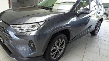 Toyota RAV4 Dynamic + leder disponible aux enchères