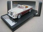 1:43 Vitesse 28627 Mercedes Benz 220 SE Cabriolet Ivory-red, Hobby & Loisirs créatifs, Voitures miniatures | 1:43, Comme neuf
