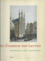 Michiel Heirman - Het Leuvense stadhuis, Boeken, Geschiedenis | Stad en Regio, Ophalen of Verzenden, Zo goed als nieuw