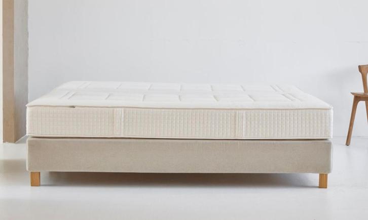 Matelas Yumeko pour 1 personne en latex naturel 80 x 200 cm, Maison & Meubles, Chambre à coucher | Matelas & Sommiers, Neuf, Matelas