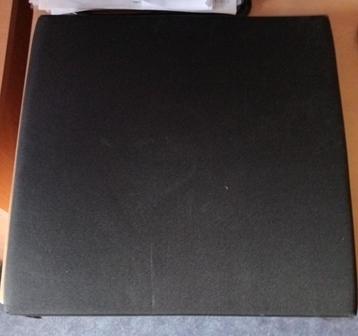 COUSSIN EN MOUSSE, Enlèvement, Comme neuf