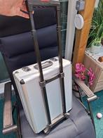 Mooie aluminum koffer, Handtassen en Accessoires, Ophalen, Zo goed als nieuw, Wieltjes