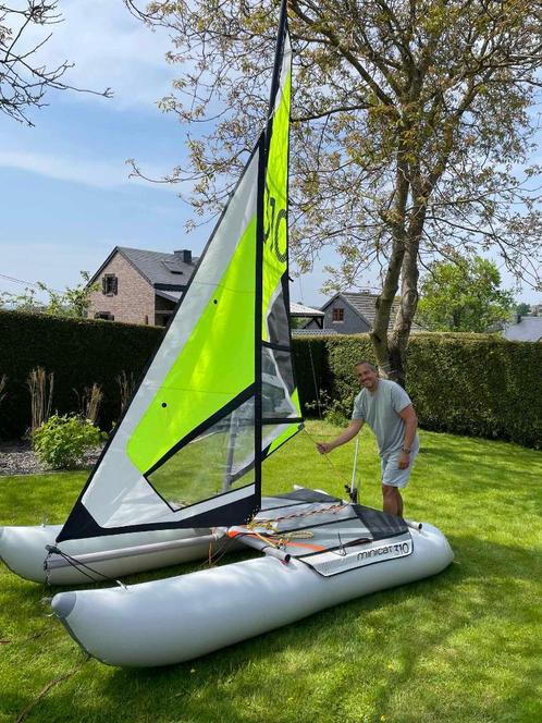 Minicat 310 catamaran portable, Sports nautiques & Bateaux, Catamarans, Comme neuf, Autres carburants, Enlèvement