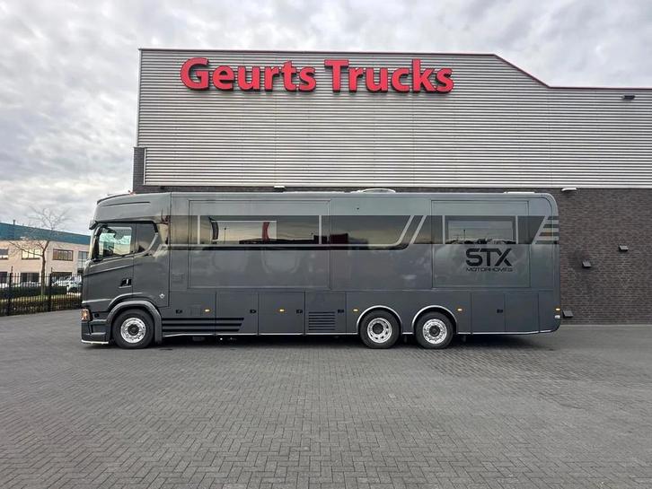 Scania 590S 6x2*4 STX 3x pop out - V8 - Demo/New - Full spec, Caravans en Kamperen, Mobilhomes, Overige merken, Diesel, Automaat