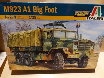 Italeri (279): M923 A1 Big Foot op 1/35