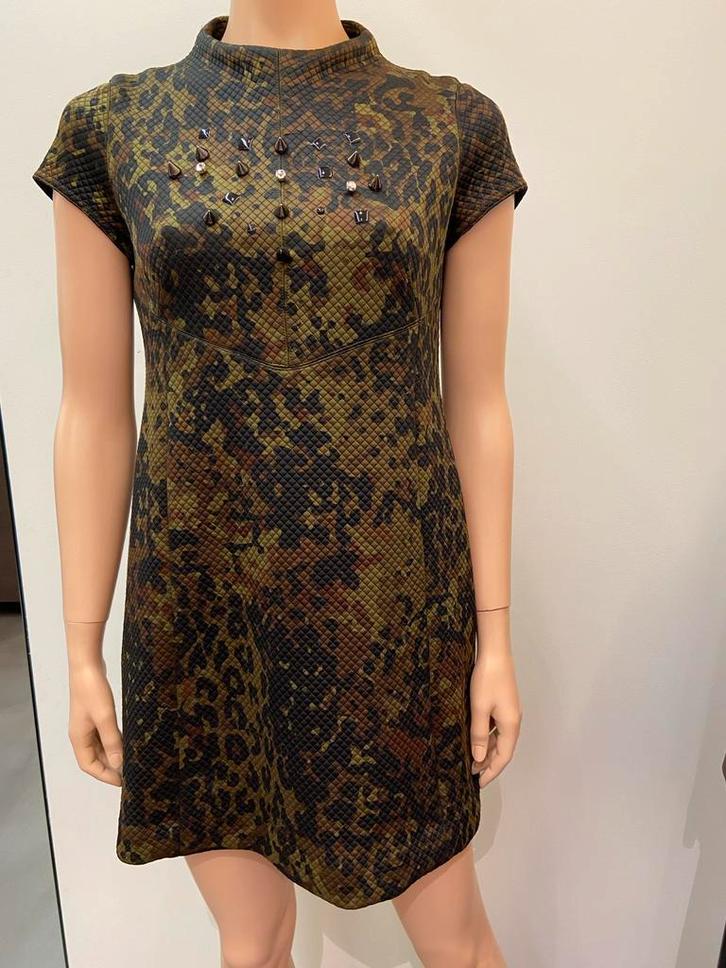 Oky Coky gewatteerde jurk Maat 40 - perfect, Kleding | Dames, Jurken, Zo goed als nieuw, Maat 38/40 (M), Groen, Boven de knie