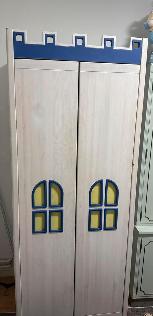 Children’s Wardrobe/Armoire pour enfant – Thème château, Immo, Op zoek naar een appartement