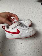 Kinderschoen NIKE maat 23,5, Kinderen en Baby's, Ophalen, Schoentjes, Jongetje of Meisje, Zo goed als nieuw