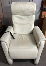 Relax-zetel met opstahulp, Ophalen, Gebruikt, Leer