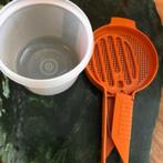 Tupperware handmeelzeef oranje kleur nr 1493, Ophalen, Zo goed als nieuw, Oranje, Overige typen