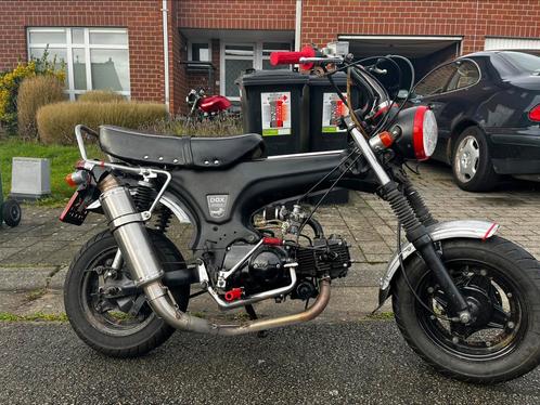 Honda DAX moto bromfiets, Fietsen en Brommers, Brommers | Overige merken, Zo goed als nieuw, Klasse B (45 km/u), Ophalen