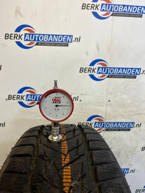2x Vredestein Wintrac Xtreme S 215/65 R16 98H 215/65/16 2156, Auto-onderdelen, Banden en Velgen, Band(en), Winterbanden, 16 inch