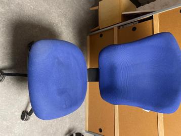Chaise du bureau à donner beschikbaar voor biedingen