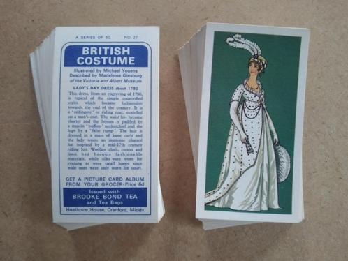 British Costume complete set 50 chromos mode 1967, Verzamelen, Foto's en Prenten, Klederdracht, 1960 tot 1980, Ophalen of Verzenden