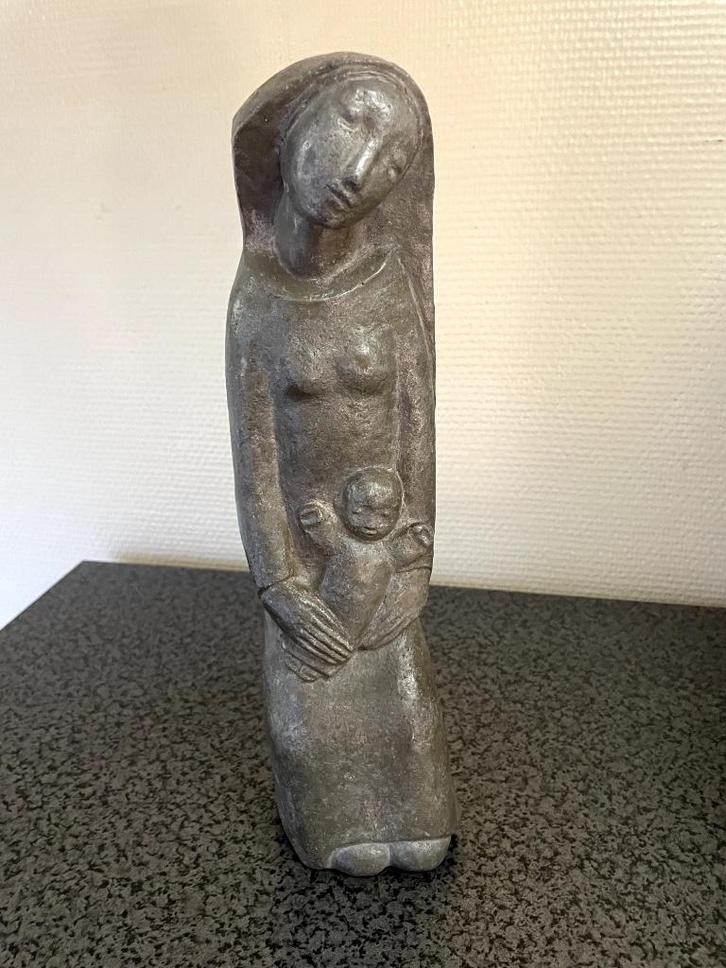 Art deco Madonna met kind, Antiek en Kunst, Kunst | Beelden en Houtsnijwerken, Ophalen of Verzenden