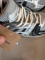 Asics gel kayano 14 black/grey 45, Zwart, Nieuw, Ophalen of Verzenden, Sneakers