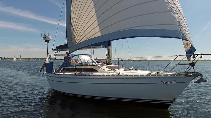 Zeiljacht Jeanneau Attalia 32, Watersport en Boten, Kajuitzeilboten en Zeiljachten, Gebruikt, Tourjacht of Cruiser, Polyester