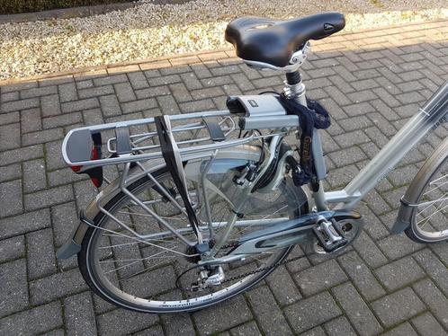 Yepp Maxi kinderfietsstoeltje, Fietsen en Brommers, Fietsaccessoires | Fietsstoeltjes, Gebruikt, Achterzitje, 9 t/m 18 kg, Voetsteuntjes