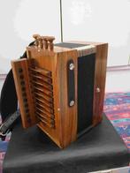 Accordéon ou mélodéon diatonique, Autres marques, Autres formats, Avec valise, Comme neuf