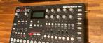 Analog 4 elektron, Muziek en Instrumenten, Ophalen, Zo goed als nieuw