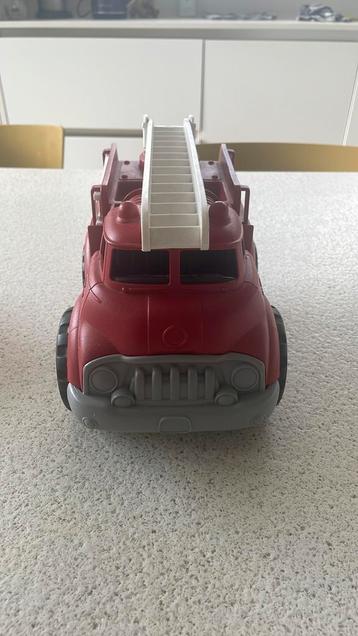 Brandweerwagen green toys beschikbaar voor biedingen