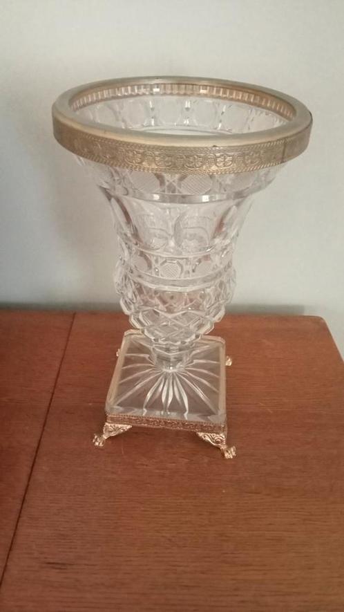 Vase en cristal Rare Medics de 20 ans, Antiquités & Art, Antiquités | Verre & Cristal, Enlèvement ou Envoi
