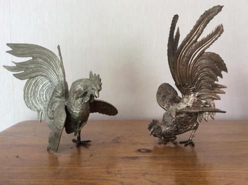 Paire de coq de combat en métal argenté, Huis en Inrichting, Overige Huis en Inrichting, Gebruikt, Ophalen of Verzenden