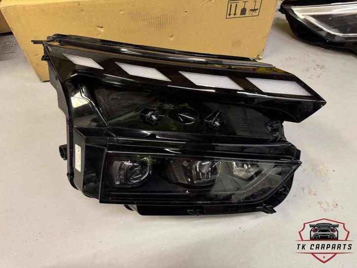 Skoda enyaq 2025+ full led koplamp Rechts 5lb941036, Auto-onderdelen, Verlichting, Skoda, Gebruikt