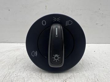 Licht Schakelaar van een Volkswagen UP beschikbaar voor biedingen