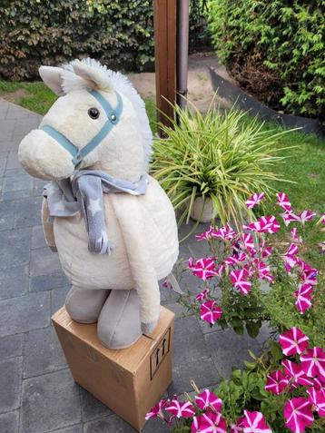 Grappige decoratie paardenstaander  beschikbaar voor biedingen