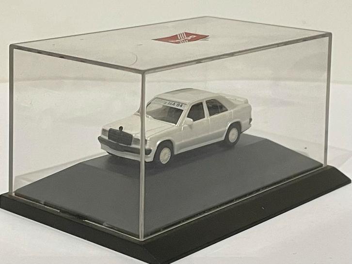 Herpa Mercedes Benz 190E IAA ‘84  PC-model 1/87, Hobby en Vrije tijd, Modelauto's | 1:87, Zo goed als nieuw, Auto, Herpa, Ophalen of Verzenden