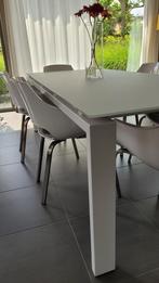 Joli glazen design tafel, goed onderhouden, 4 tot 6 stoelen, Gebruikt, Modern/design, Ophalen